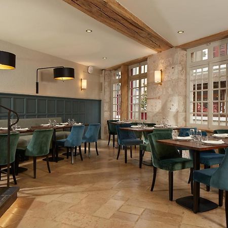 Relais Des Trois Chateaux Hotel-Restaurant - Teritoria Cour-Cheverny Exteriör bild