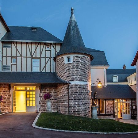 Relais Des Trois Chateaux Hotel-Restaurant - Teritoria Cour-Cheverny Exteriör bild
