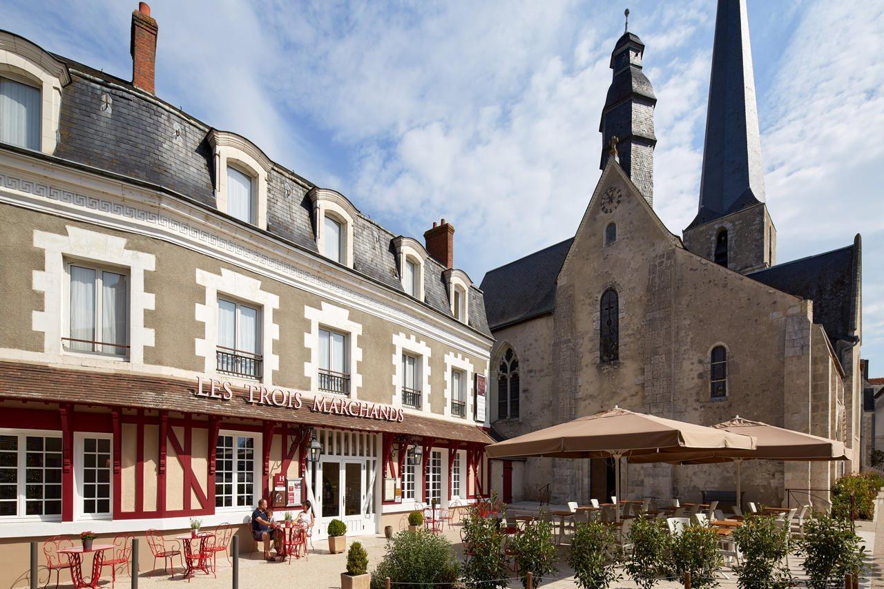 Relais Des Trois Chateaux Hotel-Restaurant - Teritoria Cour-Cheverny Exteriör bild
